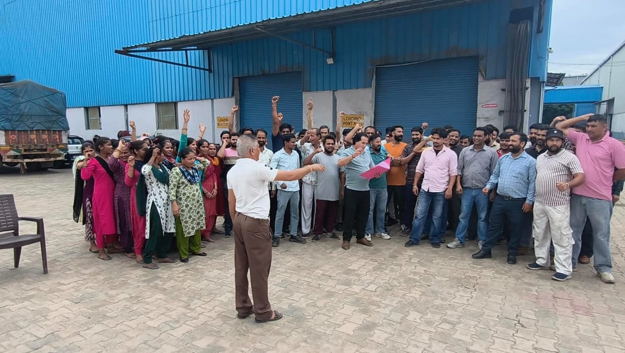 Lockout in Katha soap industry; 37 employees

laid off; INTUC expresses resentment.