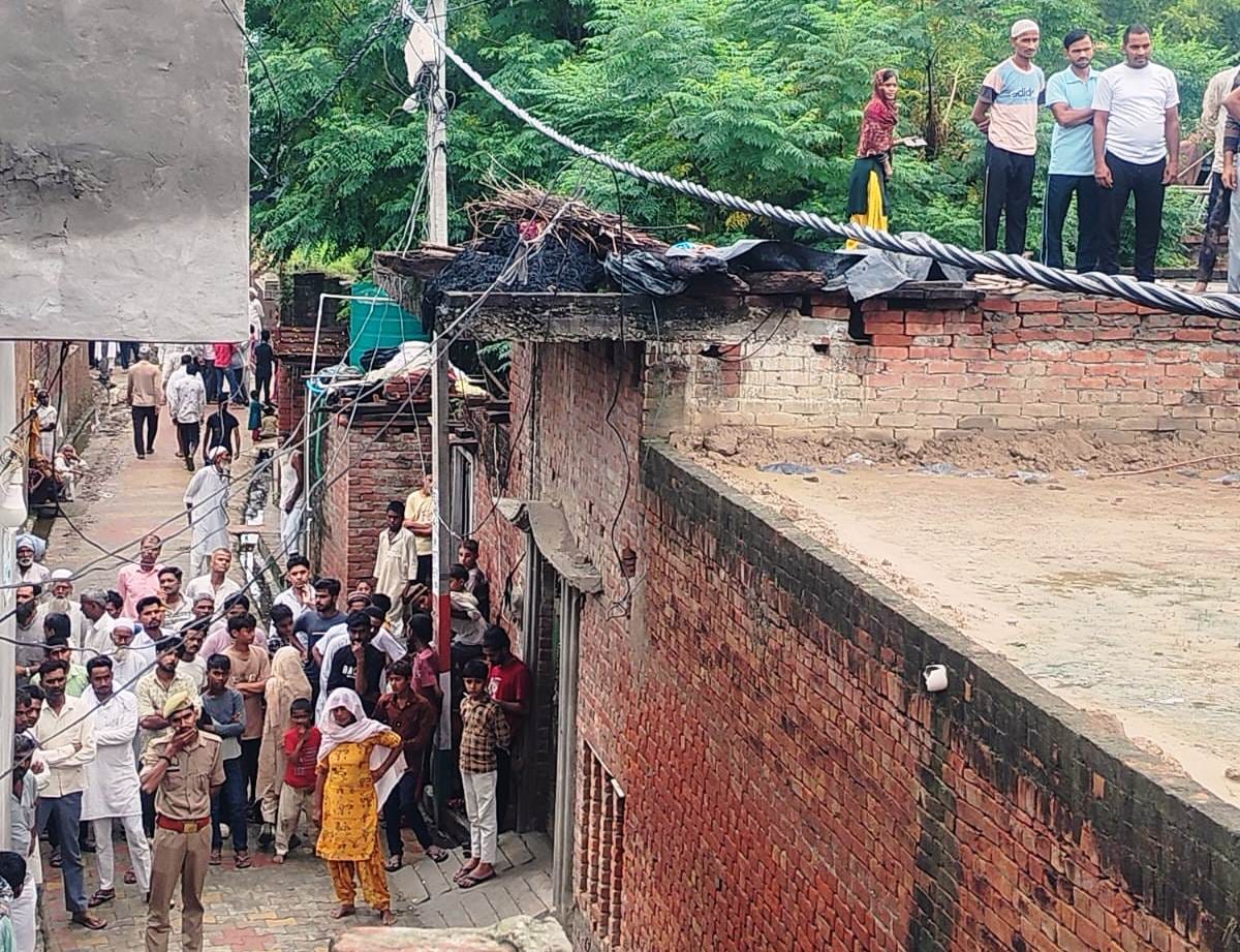 Death came crashing down as debris; mother became a shieldSaved two children... Shanvi lost her life