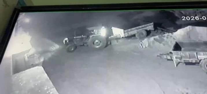Trolley stolen 50 meters away from the police station, thief caught on CCTV