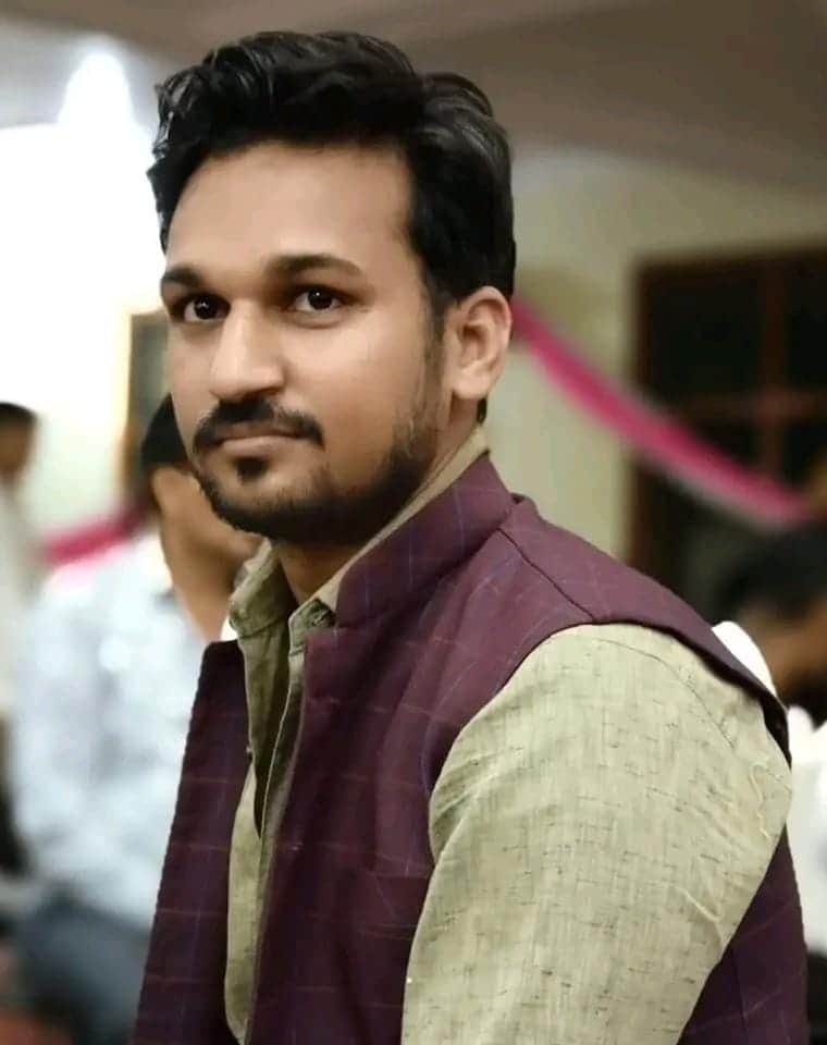 Former Pradhan's son dies in a collision between two bikes