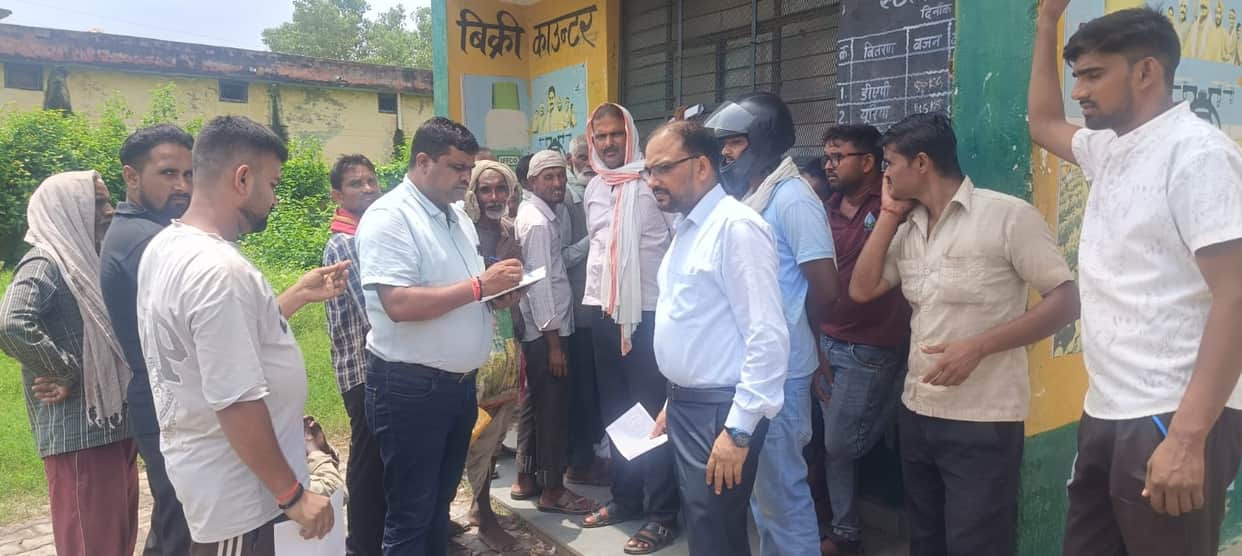 Raids conducted at 39 locations over fertilizer black-marketing.