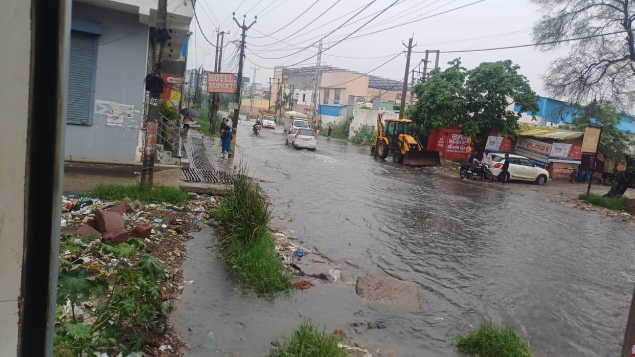 Waterlogging at the 20th Mile Market could turn into a public agitation.