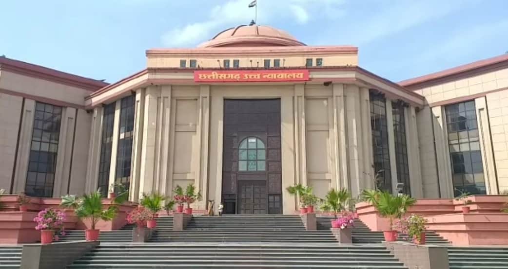 Husband said – wife used to taunt him about his dark complexion and private job, High Court overturned the div