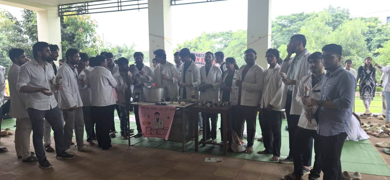 Intern doctors stage a unique protest, selling Jhalmuri on campus to earn their stipend, demanding 30,000 rupe