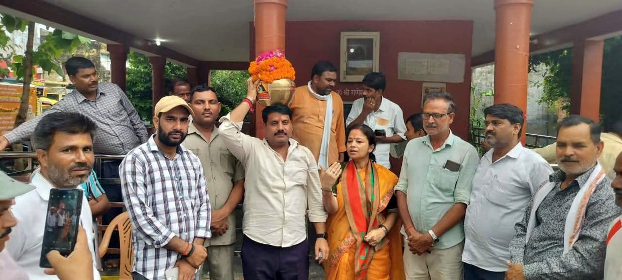 Kalash Yatra welcomed in Kant.