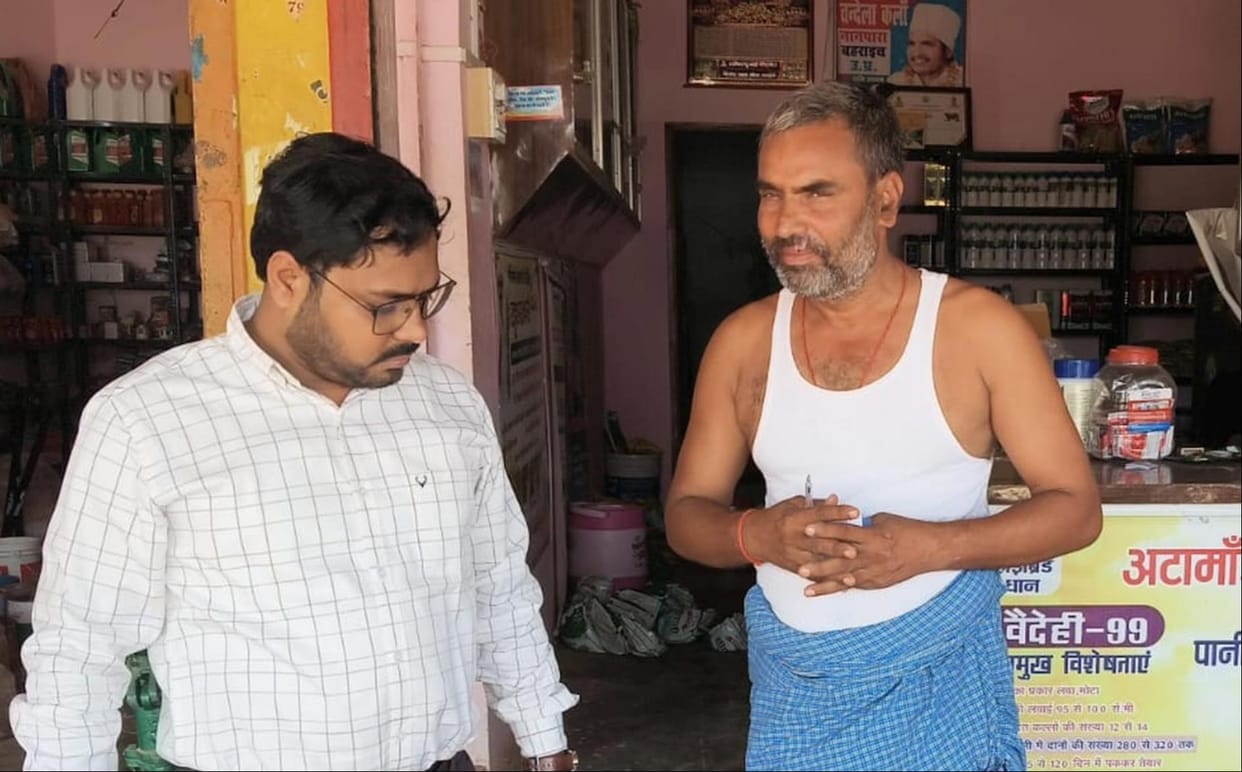 Fertilizer dealer's license suspended; notices issued to two others.