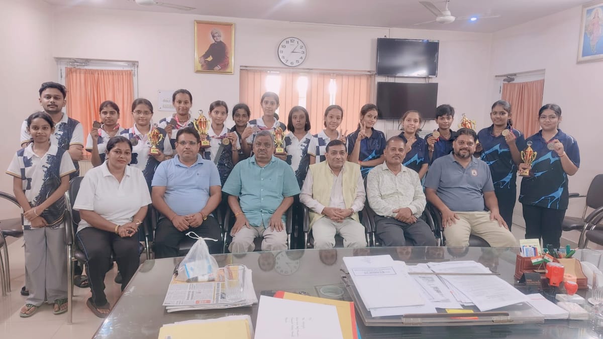 Meerut News: शतरंज और बैडमिंटन प्रतियोगिता में छाए बीबीएसएसएम के खिलाड़ी