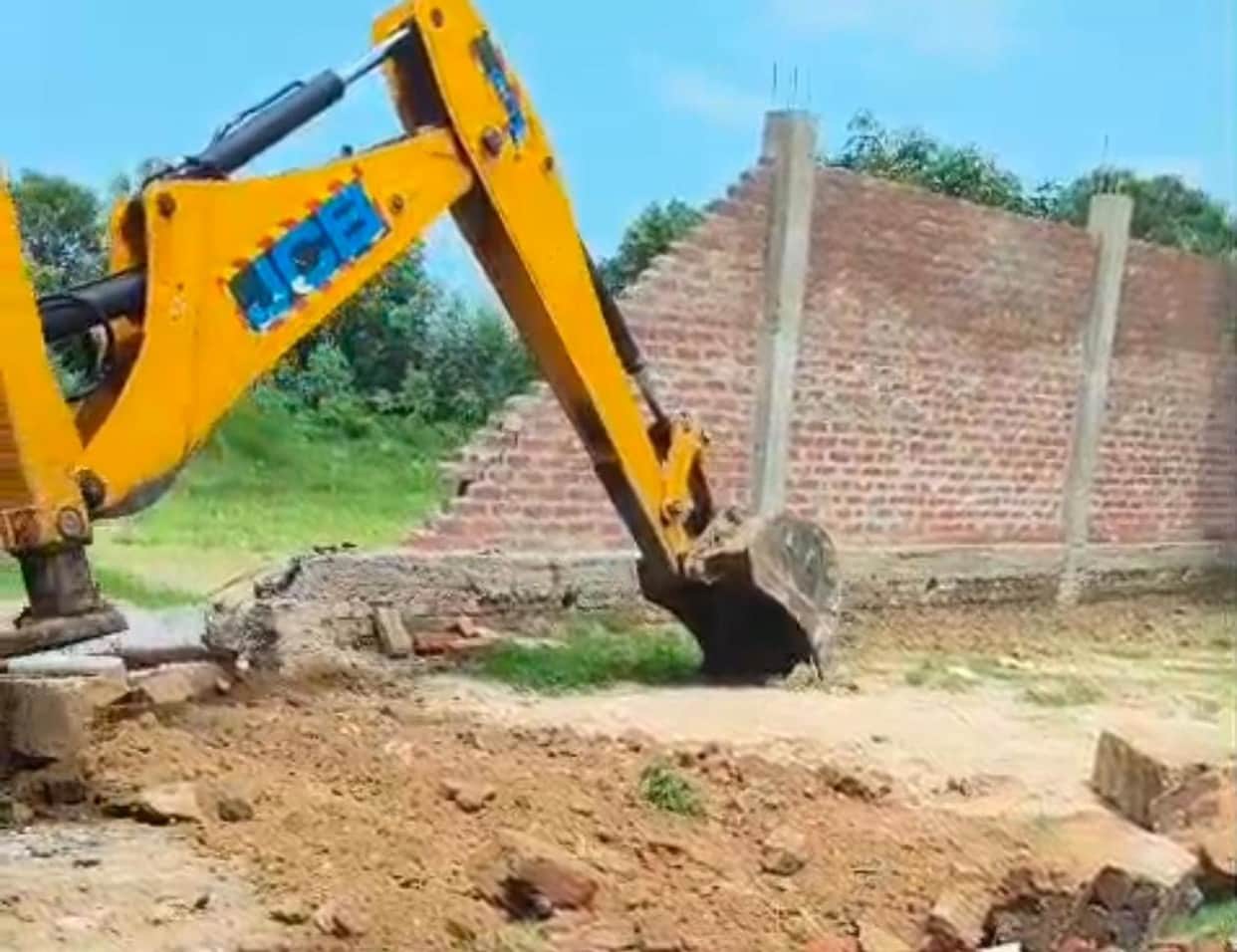Encroachment removed from pond land.