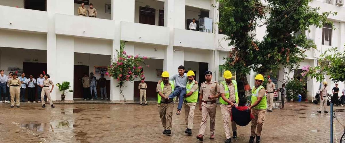 Rohtak News: एलएन हिंदू कॉलेज में मॉकड्रिल कर परखीं तैयारियां