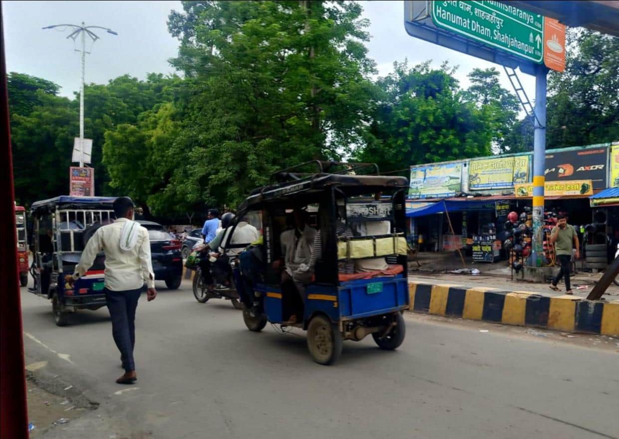 Out of 15,879 e-rickshaws, 6,493 are operating without a fitness certificate.