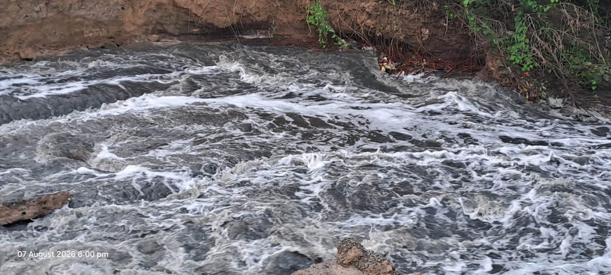 Temporary bridge over Malanga Nala washed away in the rain; Ragauli village cut off.