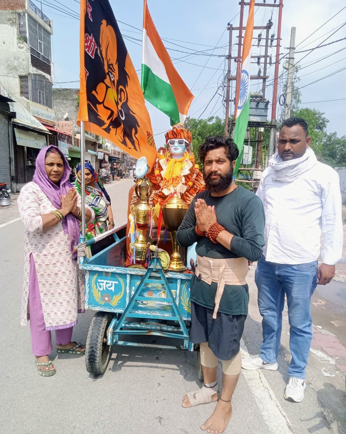 Jatin Bhola brought 401 liters of water to secure the status of 'Rashtramata' (Mother of the Nation) for the cow.