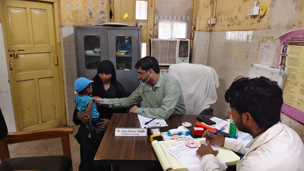 Children suffering from fever and viral infection, children's ward full
