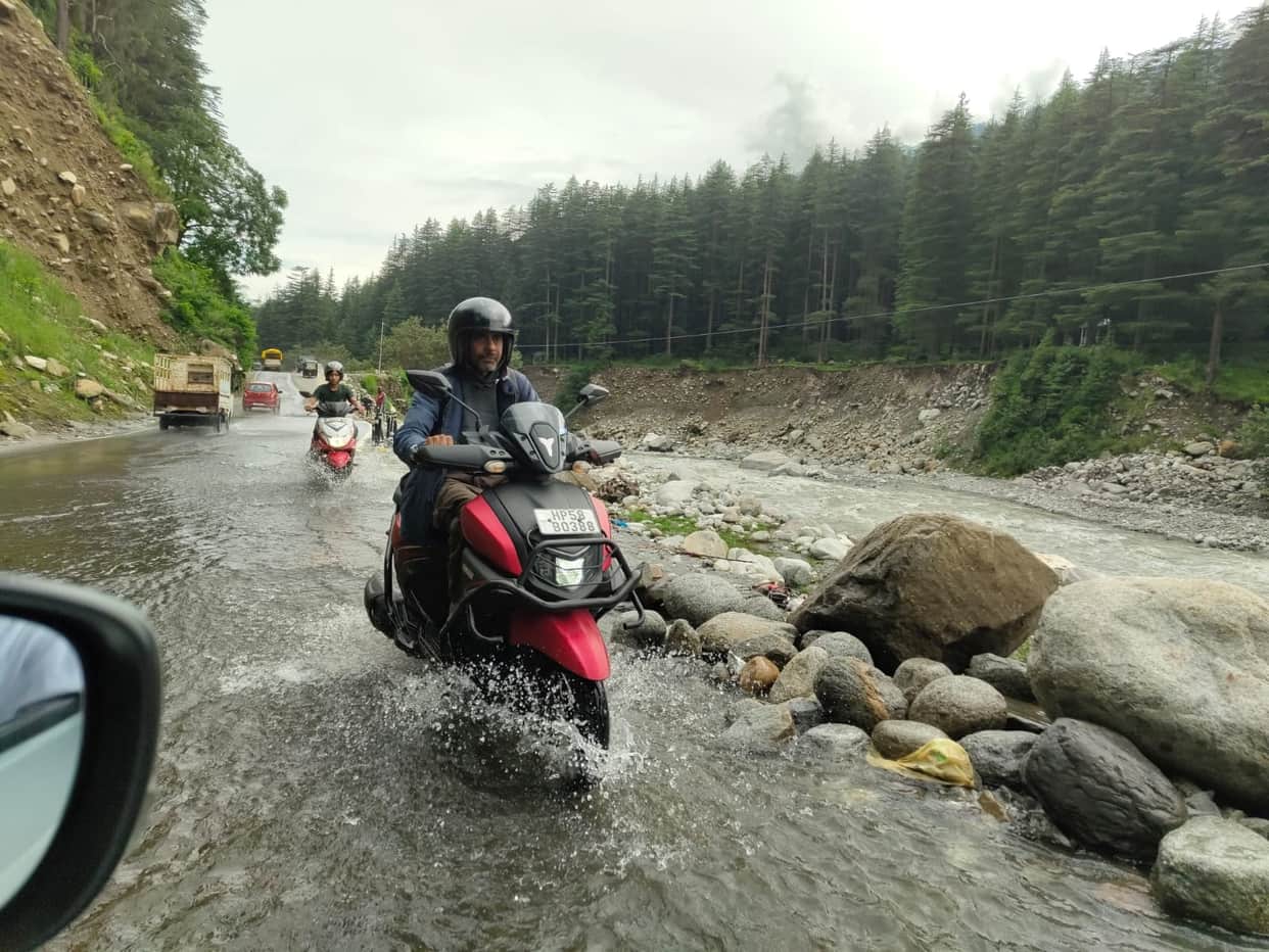 Drain water flowing onto the Vashisht Chowk-Manali road.
