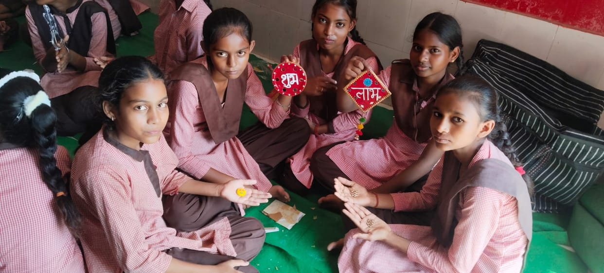 Children created crafts from waste materials and set up a shop in the village.