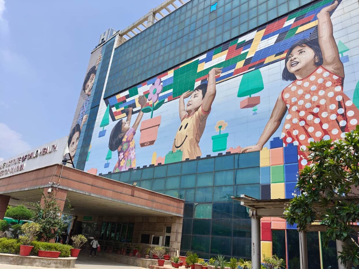 Poor conditions in Child PGI's residential towers; lifts out of order for months.