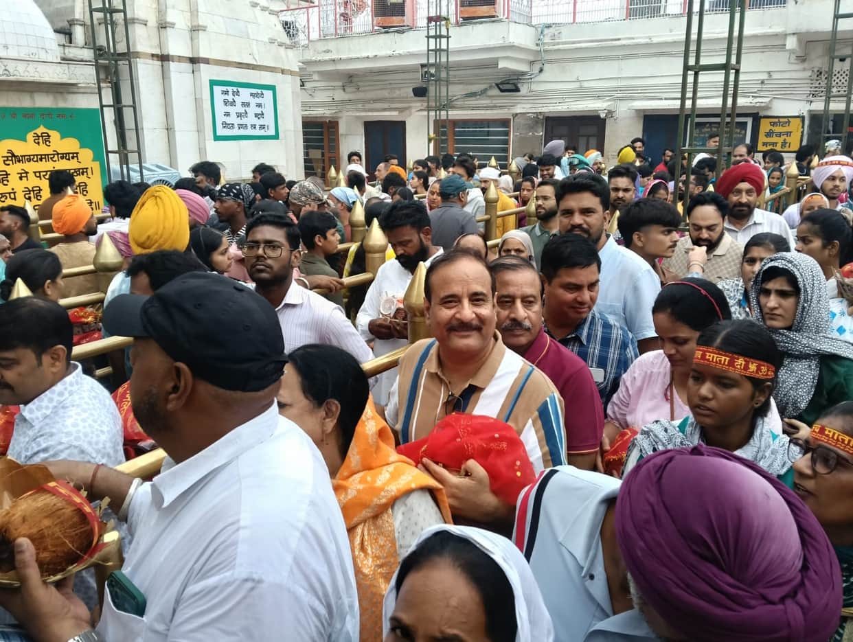 25,000 devotees sought blessings at the Shri Naina Devi Temple.