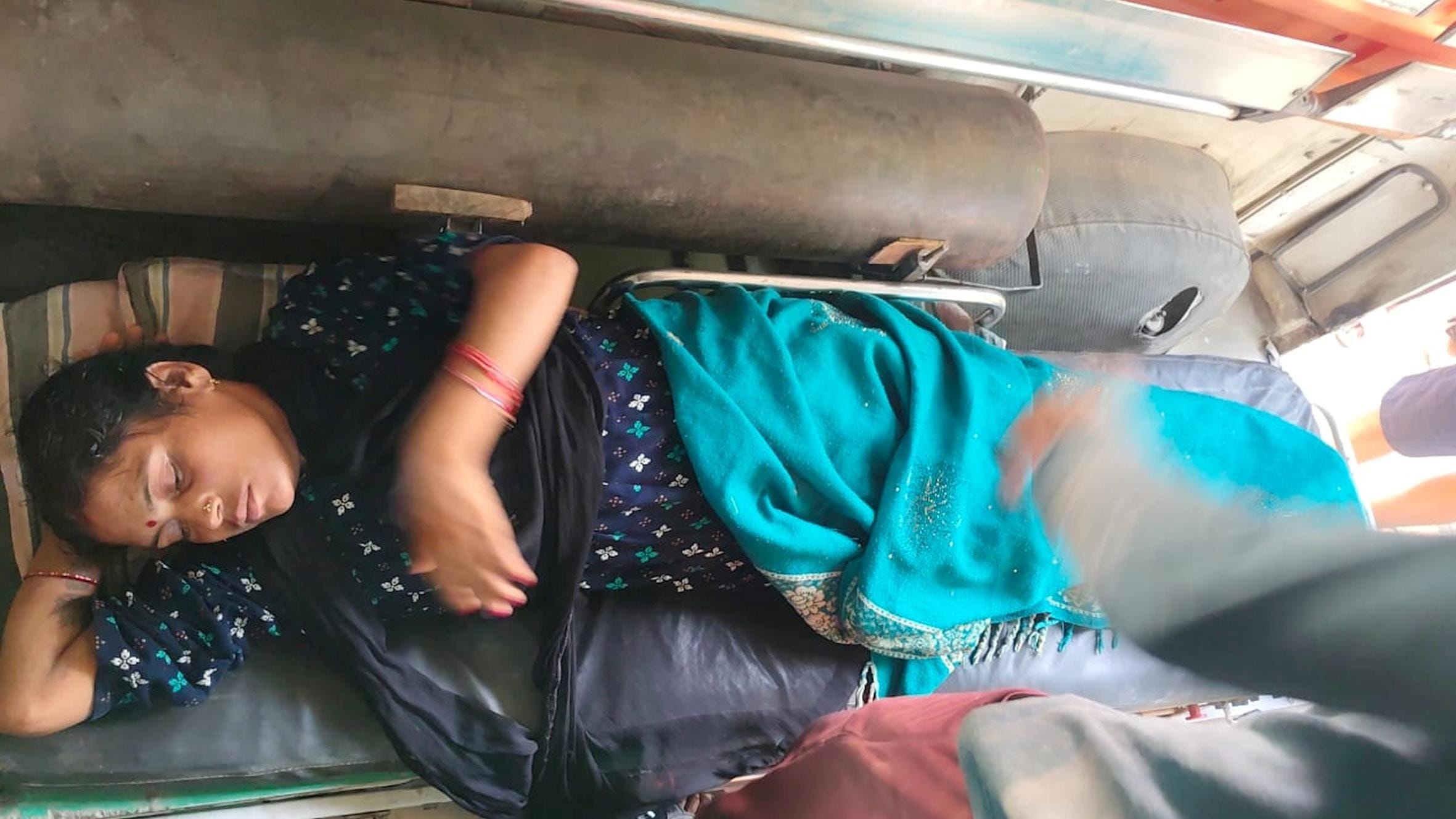 तेंदुए के हमले में घायल लालीदेवी।   - स्रोत : ग्रामीण