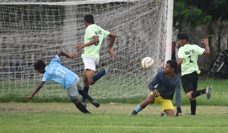 UP Police defeated the Ex-Students Men's United Club.