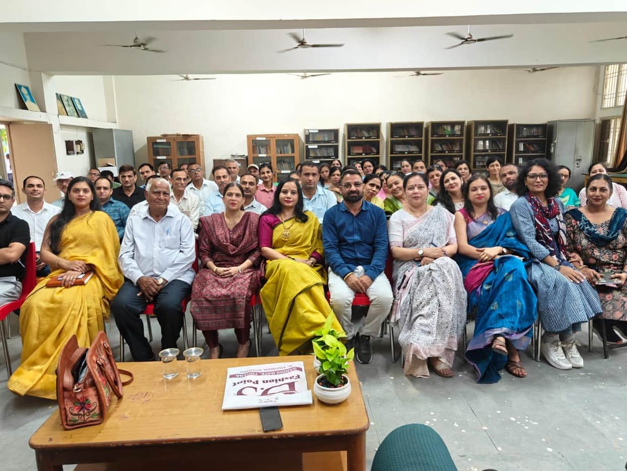 Discussion on scientific temper and innovation at the NCSC district-level workshop.