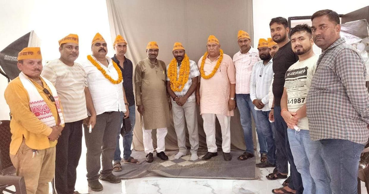 Shriprakash becomes President; Avinash becomes General Secretary.