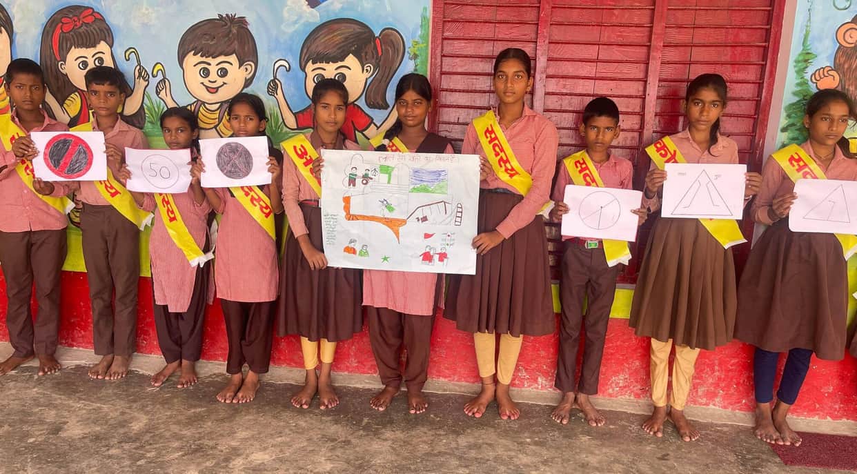 Children showcased their talent, free from the burden of schoolbags; 'No Bag Day' was celebrated with enthusiasm