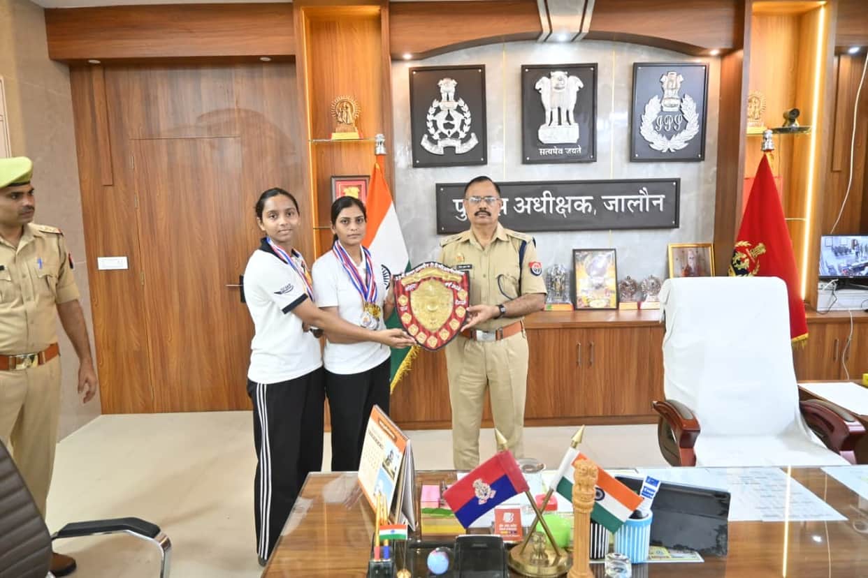Jalaun police's female constables won three medals in a sports competition