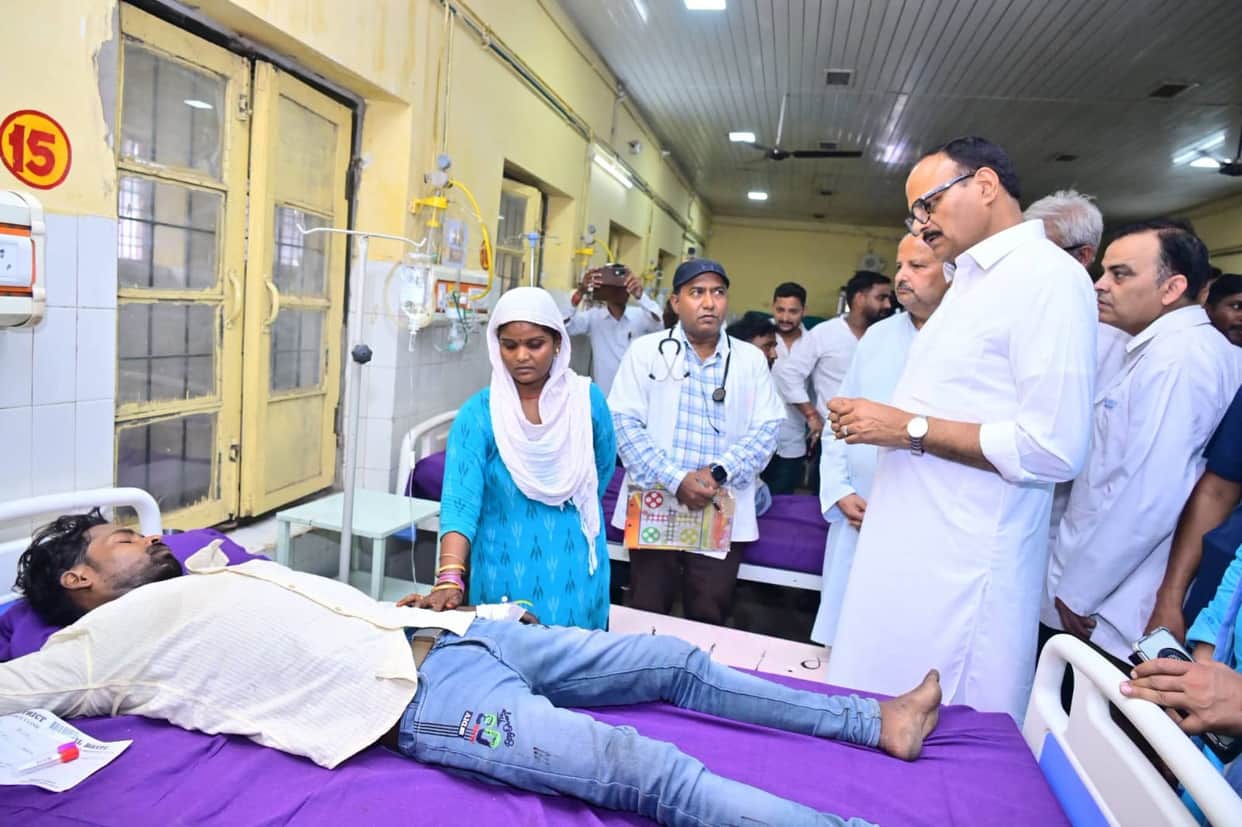 No AC in emergency, Deputy Chief Minister enraged after seeing broken roads and drains