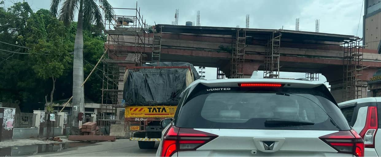 Heavy vehicles entering the city flouting traffic rules