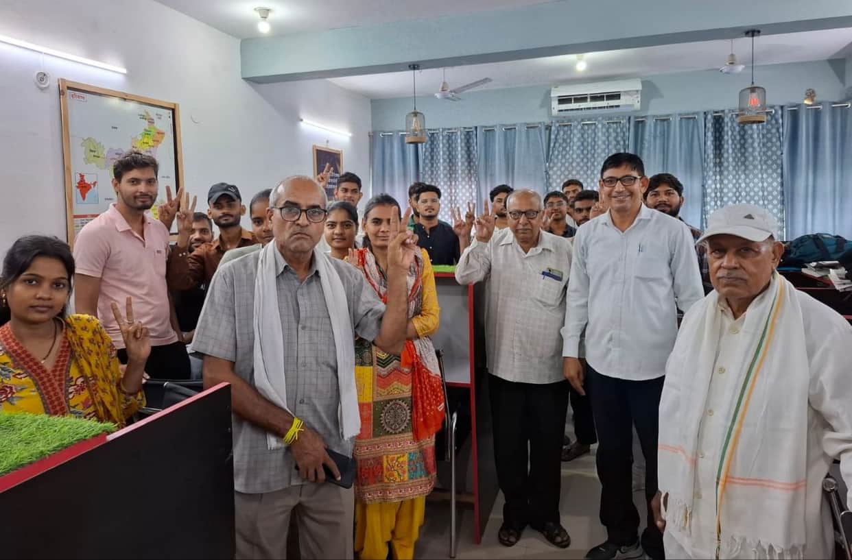 Chief Minister accepted four demands in the interest of the youth: Ashok