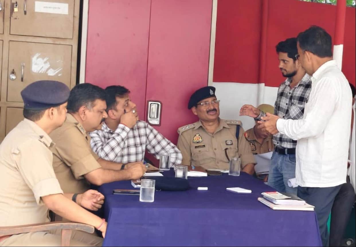 Complaint regarding encroachment on government land; report filed immediately.