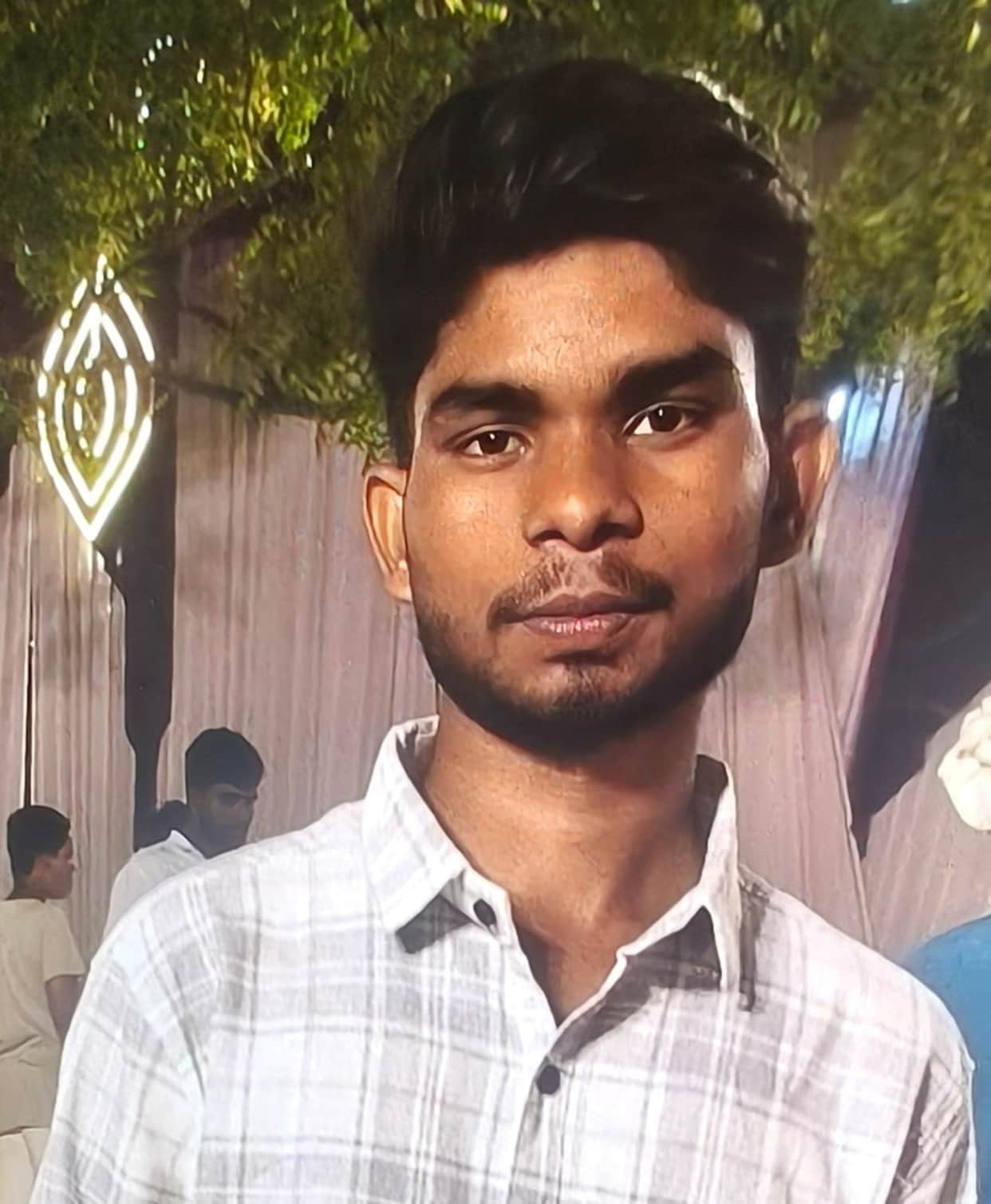 B.Pharma student dies in accident while returning after dropping sister at her in-laws' home.