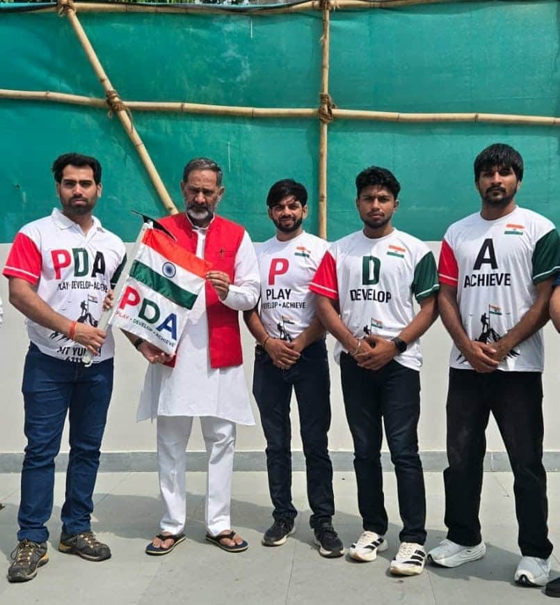 Vipul from Bulandshahr to hoist the Tricolour atop the 6,111-meter-high Mount Yunam.