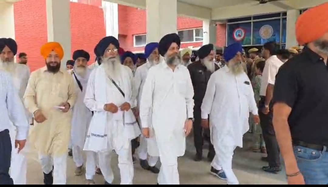 The SGPC and the HSGMC are at loggerheads over the management of the Miri-Piri Medical Institute, with both staking their claims.