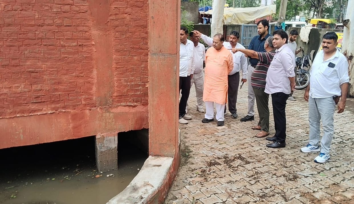 Action to be taken over negligence regarding drainage; DC and MLA take charge during rains