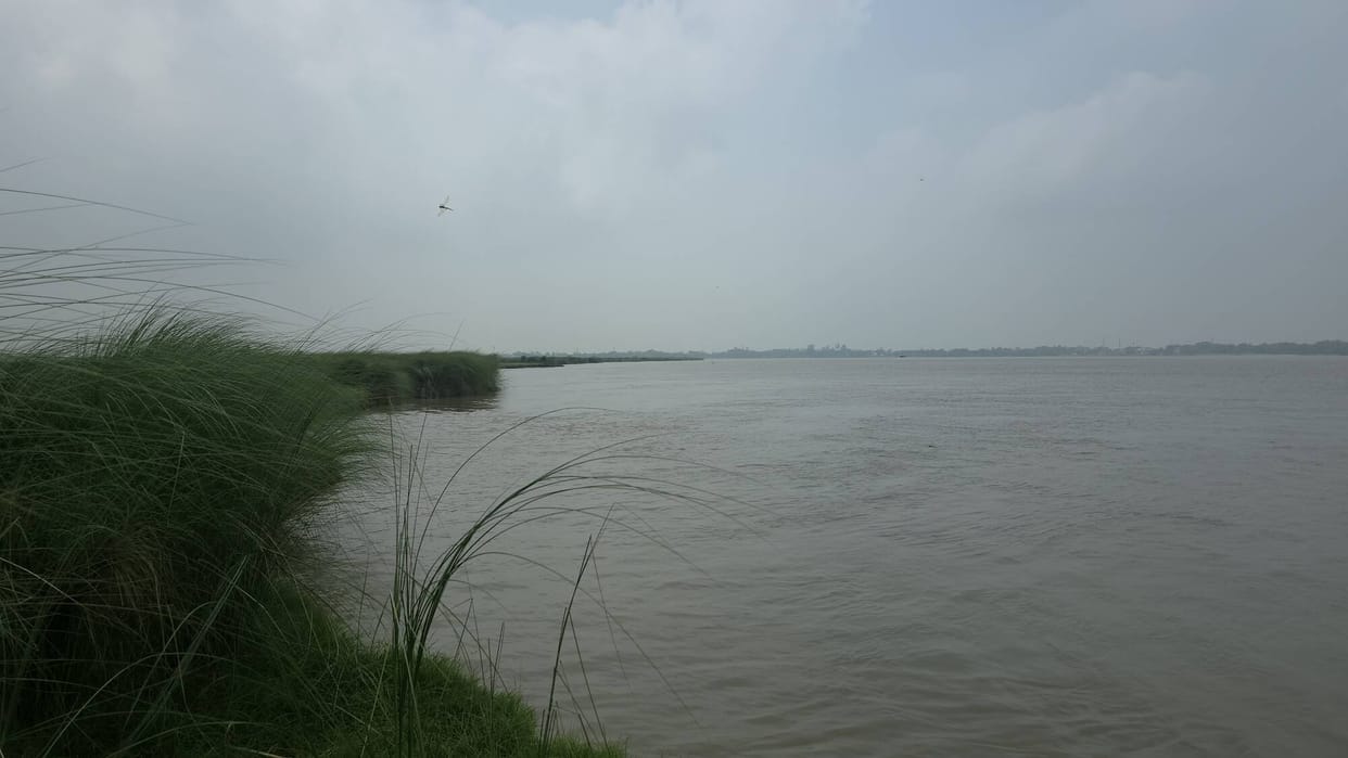 Slight drop in Saryu river water level, flood impact continues