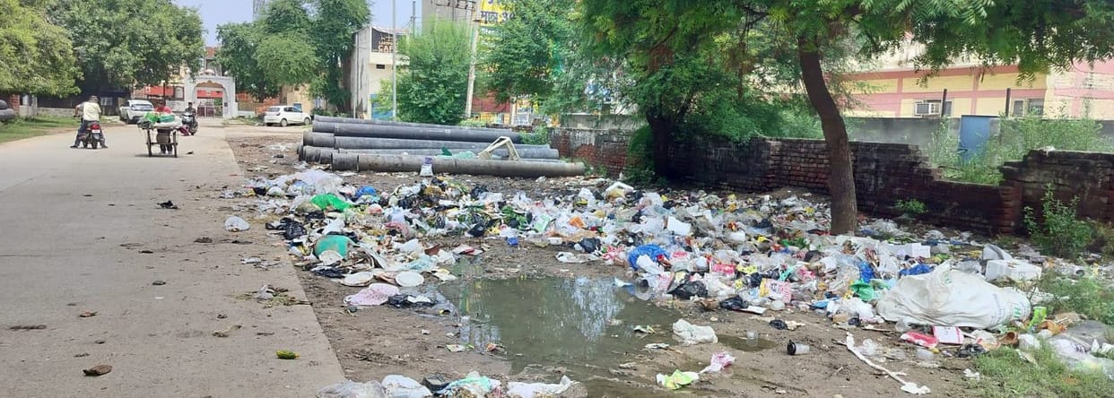 Garbage piles up at city dumping points, sanitation workers on strike
