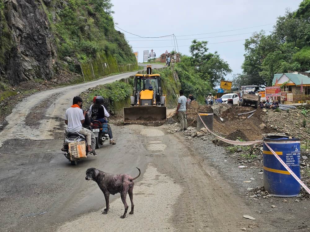 Work on upgrading NH-154A accelerates; repair of the road section that caved in at Dhundhiyara has begun.