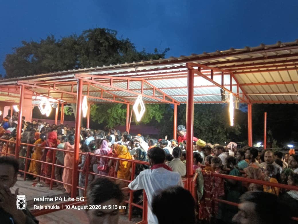 Shiva temples resounded with chants on the second Monday of Sawan.