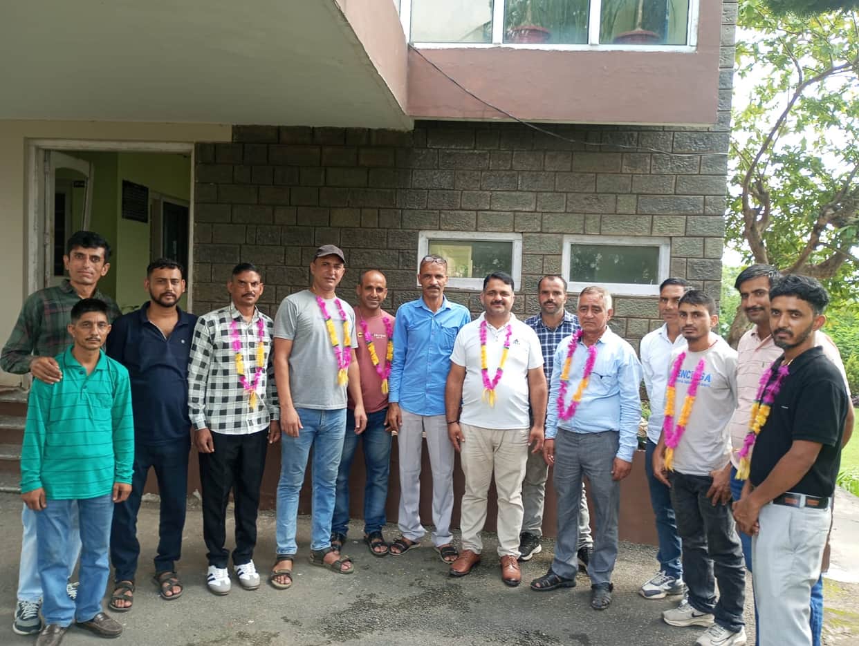 New executive committee of Bilaspur Pump Attendants formed; Manoj becomes President.
