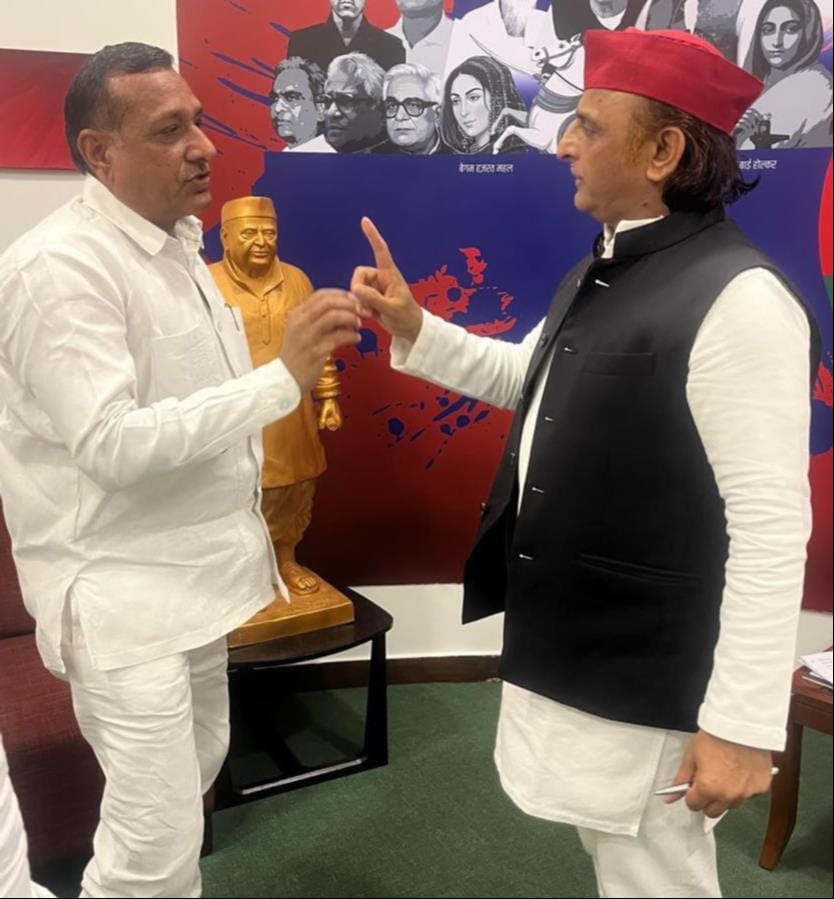 Mukesh Sahni quits RLD, set to join SP.