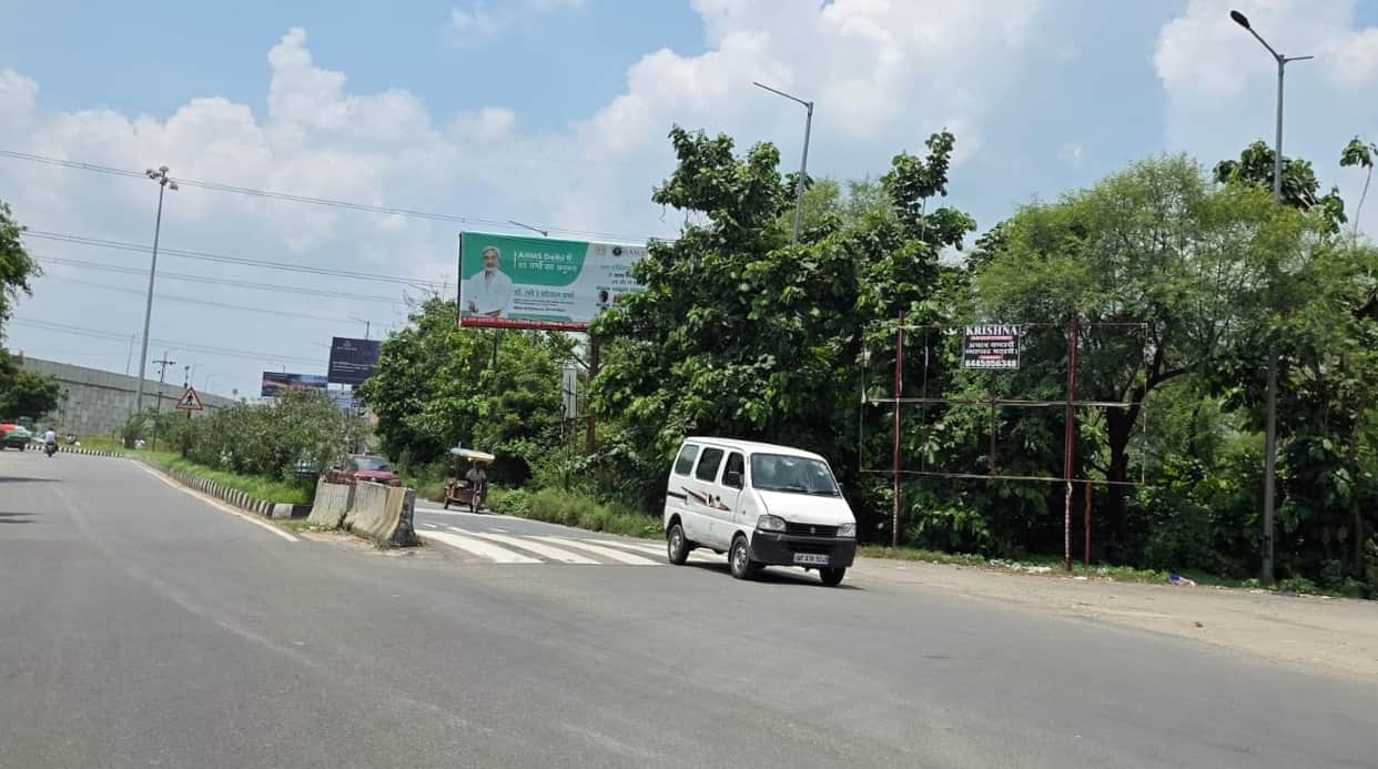A two-kilometer-long smart gateway corridor will be constructed from the Nizampur cut to the Preet Vihar crossing.