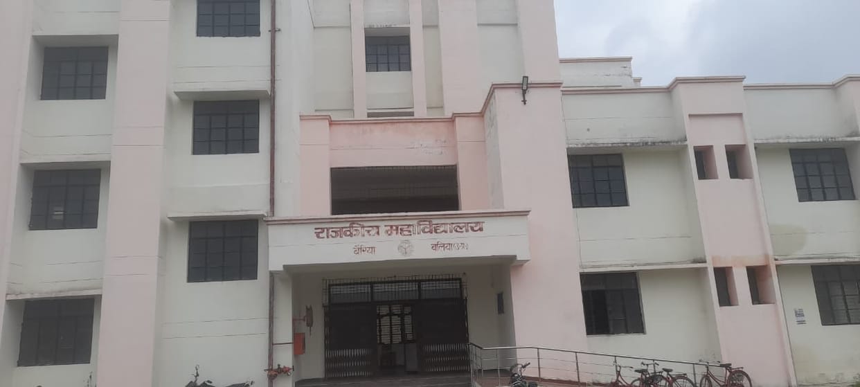Only three headmasters for 300 students; 12 out of 15 posts vacant.