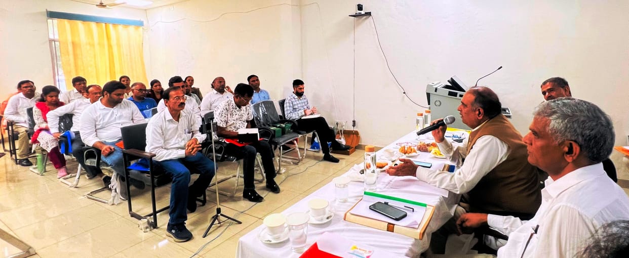 Work dedicatedly for the welfare and progress of farmers: Vice Chancellor