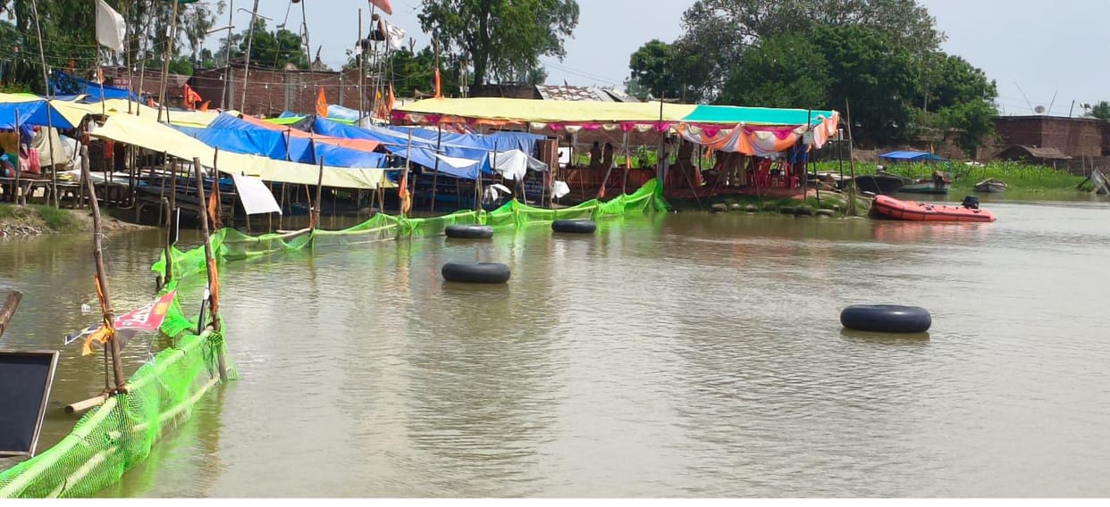 Ganga river water level above danger mark; Ramganga water level rises at Dabri Ghat.
