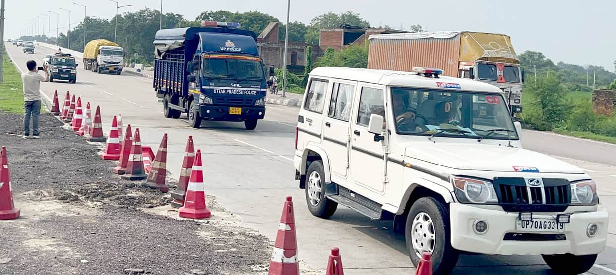 "We are Atiq men saying this they drove their vehicle at the toll plaza staff