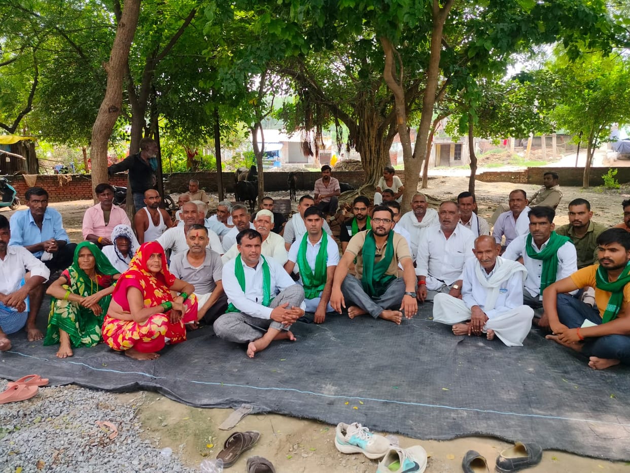 Panchayat against the poor condition of PHC Nibohra