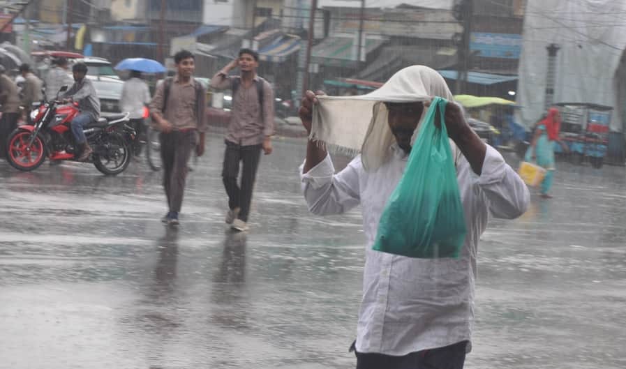 Drizzle makes the weather pleasant; relief from humidity