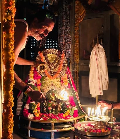 Shivalayas resound with the chant of "Har Har Mahadev."