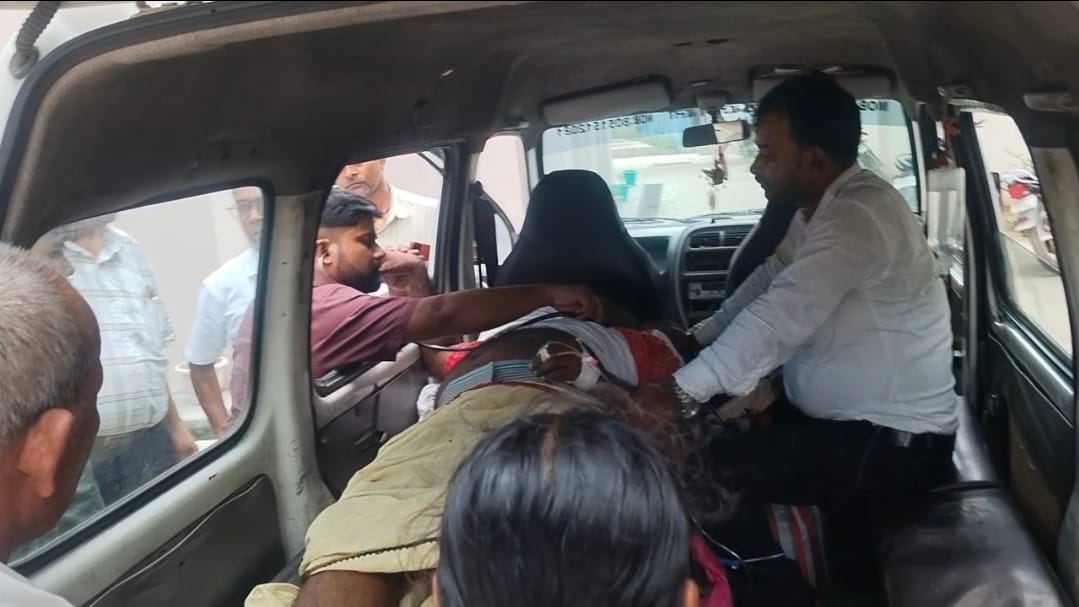 सड़क हादसे से शोक की लहर।